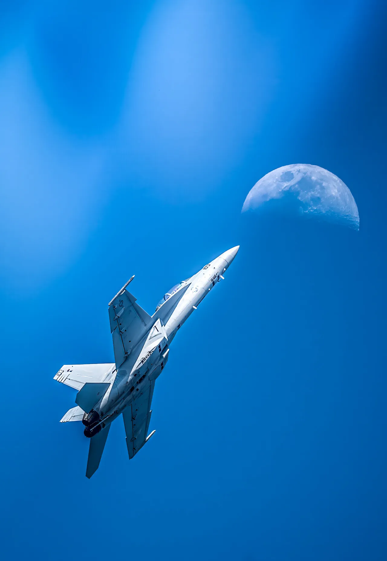 F/A-18 スーパーホーネット「月とホーネット」